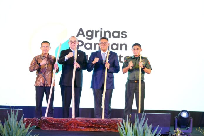 Aster Panglima TNI Hadiri Peluncuran PT Agrinas Pangan Nusantara, Rabu (14/5). [astakom]