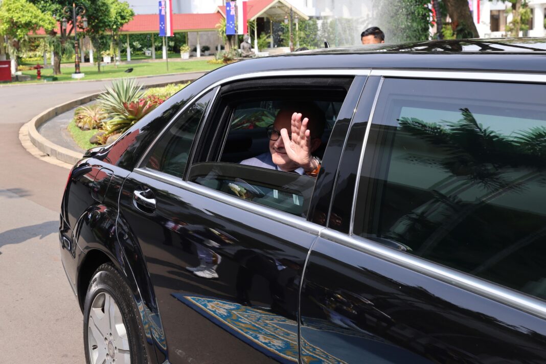 Presiden Prabowo Subianto menjamu makan siang Perdana Menteri Australia Anthony Albanese di Istana Merdeka, Jakarta, Kamis (15/5). [Tim Media Presiden]