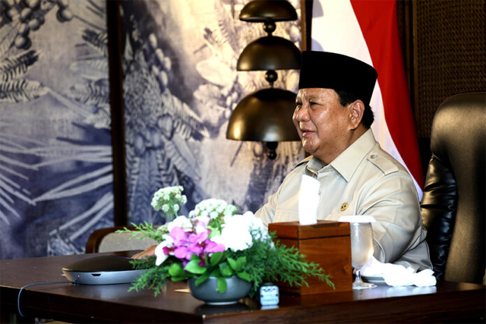 Presiden Prabowo meresmikan pengoperasian dan pembangunan energi baru terbarukan di 15 Provinsi, di Bali, Kamis (26/6). [Tim Media Presiden]