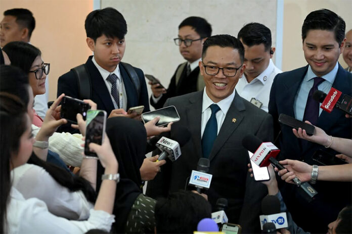 Menlu Sugiono mengikuti Rapat Kerja Komisi I DPR RI, di Gedung DPR RI, Jakarta, Senin (30/6). [astakom/Kemenlu]