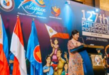 Meutya Hafid saat menjadi pembicara dalam peringatan ke-147 Hari Kemerdekaan Republik Filipina di Jakarta Pusat, Jumat (13/6). [astakom / Komdigi]