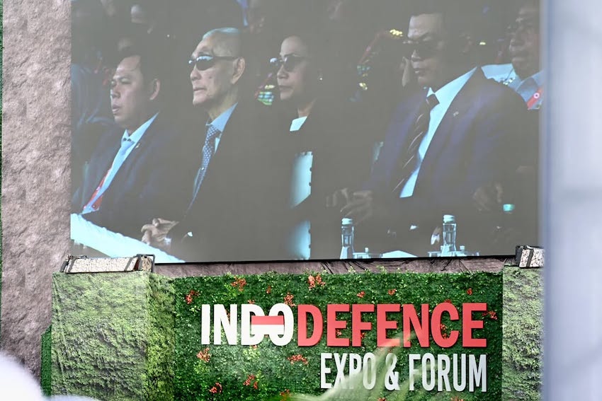 Sri Mulyani di Indo Defence