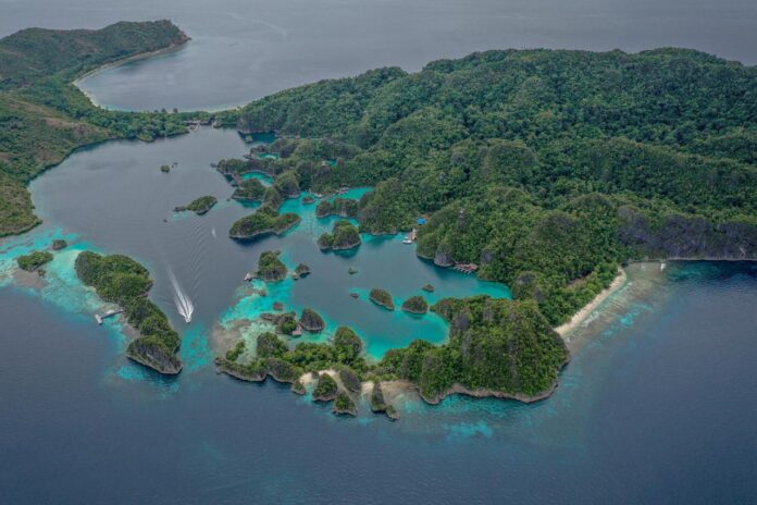 Ilustrasi - Raja Ampat aman dikunjungi. [astakom / Kemenpar]