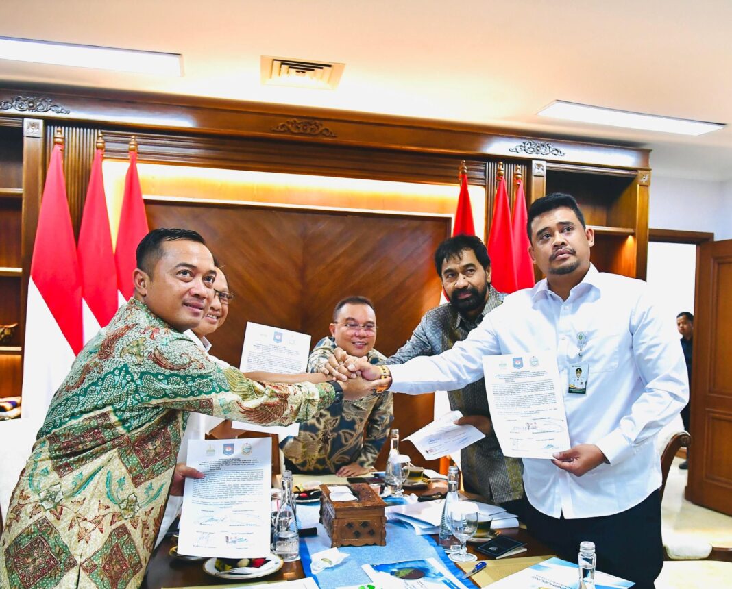 Presiden Prabowo memimpin ratas terkait kepemilikan empat pulau, secara daring dalam lawatannya ke Rusia, Selasa (17/6). [Tim Media Presiden]