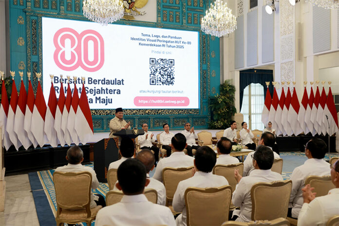 Presiden Prabowo secara resmi meluncurkan logo peringatan HUT ke-80 Kemerdekaan RI, di Istana Negara, Jakarta, Rabu (23/7).[astakom/Tim Media Presiden]