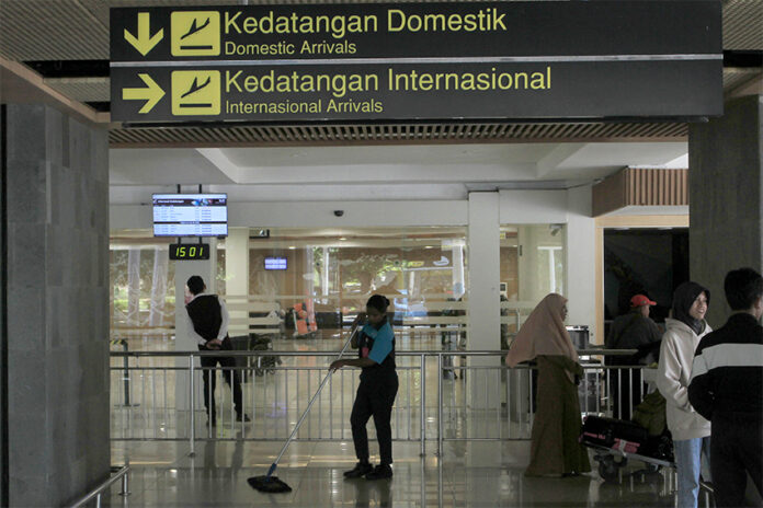 Suasana di Bandara El Tari, Kupang, NTT, Senin (7/7). [astakom/str-Axel Olivier]