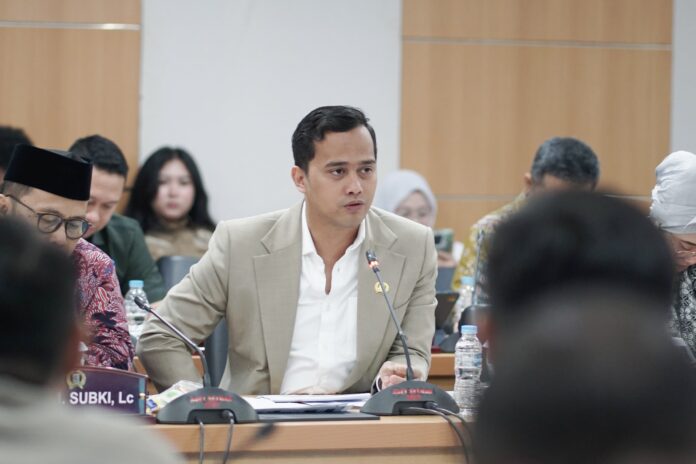 Anggota DPRD DKI Jakarta dari Fraksi Gerindra, Anggi Arando Siregar. [astakom]