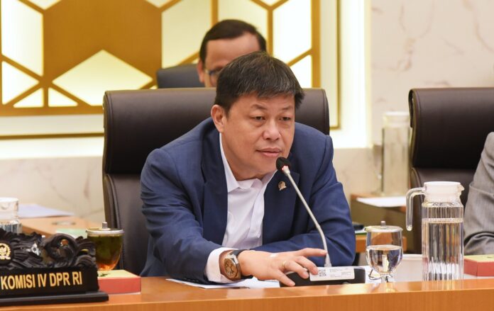Wakil Ketua Komisi IV DPR RI, Alex Indra Lukman. [astakom / DPR]