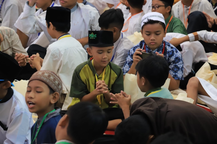 Anak Yatim dan Disabilitas