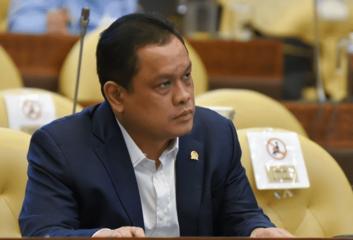 Anggota Komisi XI DPR RI Charles Meikyansah. [astakom / DPR]