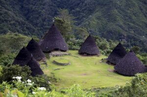 Desa Wae Rebo. [astakom / Dinas Pariwisata]