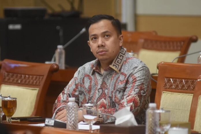 Anggota Komisi III DPR RI, Gilang Dhielafararez. [astakom / IG:Gilang Dhielafararez]
