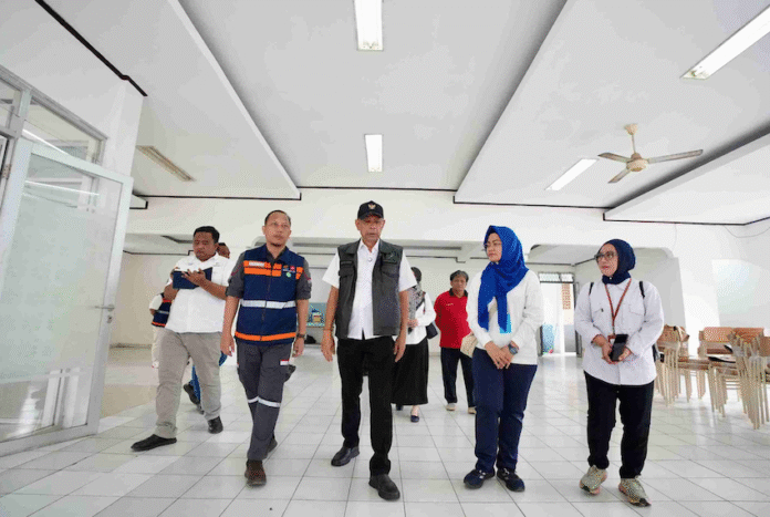 Wamensos Cek Sekolah Rakyat