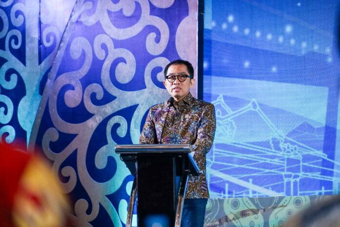 Wakil Menteri Perindustrian Faisol Riza dalam sambutannya pada Focus Group Discussion (FGD) bertajuk “Potensi Pengembangan Komponen Kereta Api Dalam Negeri” di Yogyakarta, Jumat (25/7). [astakom / Kemenperin]
