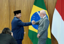 Presiden Prabowo dan Presiden Luiz Inácio Lula da Silva mengadakan Joint Press Statement, di Istana Palácio do Planalto, Brasília, Rabu (9/7). [Tim Media Presiden]