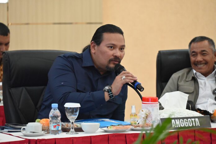 Anggota Komisi III DPR RI, Martin Tumbelaka. [astakom / DPR]