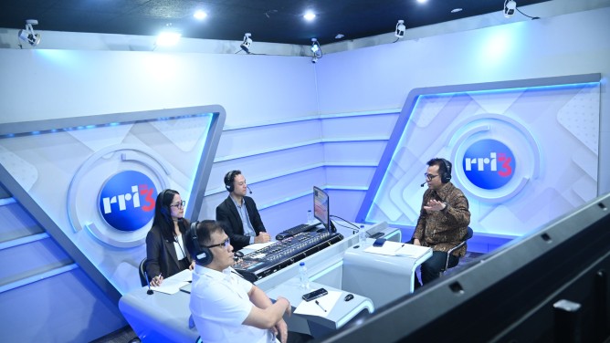 dalam acara Talk Show 