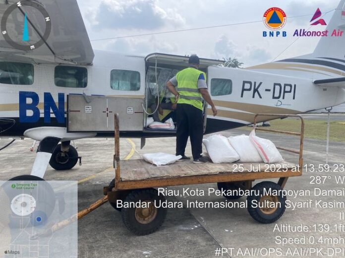 Gandeng BMKG, Kemenhut Luncurkan Operasi Modifikasi Cuaca Tanggulangi Karhutla Riau. [astakom / Kehutanan]