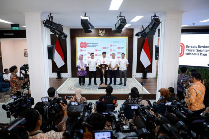 Wakil Menteri Sekretaris Negara (Wamensetneg) RI, Juri Ardiantoro dalam konferensi pers di Jakarta, Jumat (1/8).