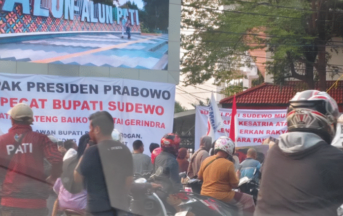 Aksi Demo Pati