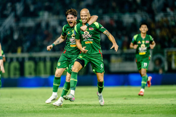 Bali United vs Persebaya