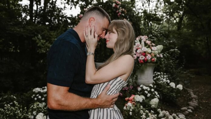 Taylor Swift dan Travis Kelce