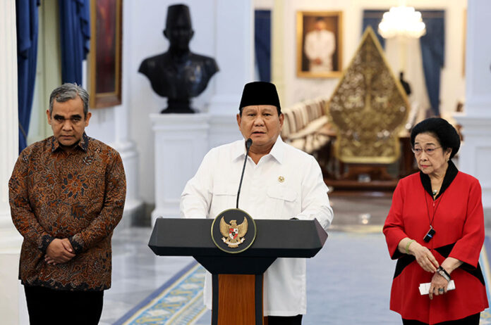 Presiden Prabowo Subianto memberikan keterangan pers, di Istana Merdeka, Jakarta, Minggu (31/8).