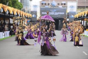 Jember Fashion Carnaval. [astakom / Kemenpar]