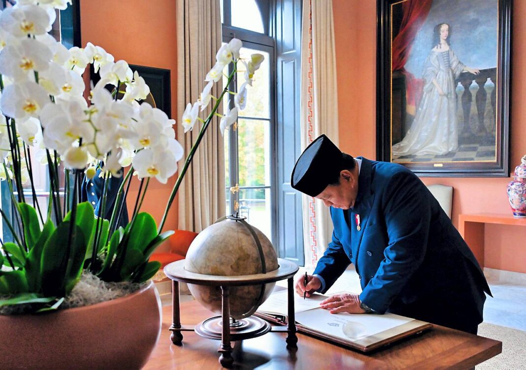 Presiden Prabowo Subianto menemui Raja Belanda Willem-Alexander, di Istana Huis ten Bosch, Belanda, Jumat (26/9).