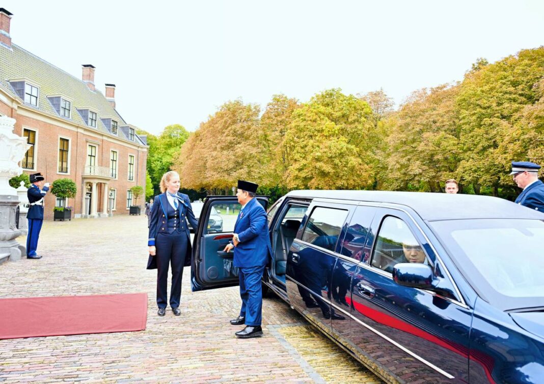 Presiden Prabowo Subianto gunakan Limousine Spesial Kerajaan Belanda, Jumat (26/9).