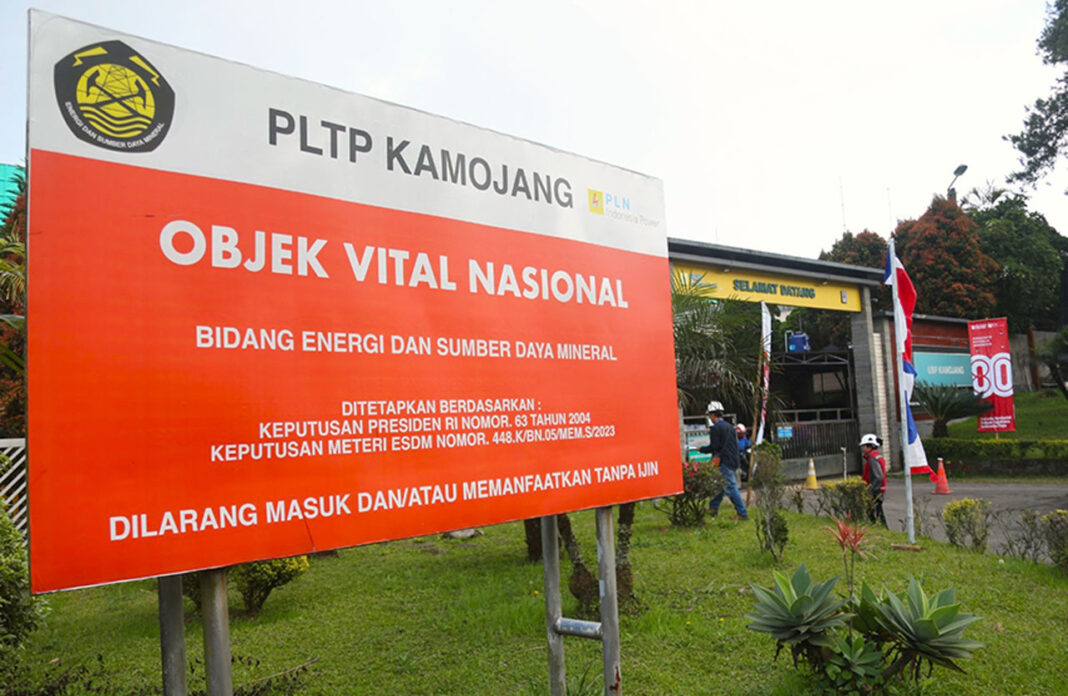 Pembangkit Listrik Tenaga Panas Bumi (PLTP) Kamojang, di Desa Laksana, Kecamatan Ibun, Kabupaten Bandung, Jawa Barat, Jumat (12/9).