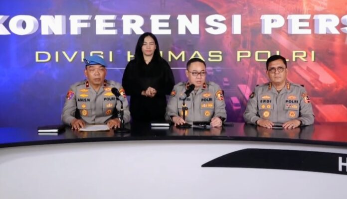 Konferensi Pers Polri