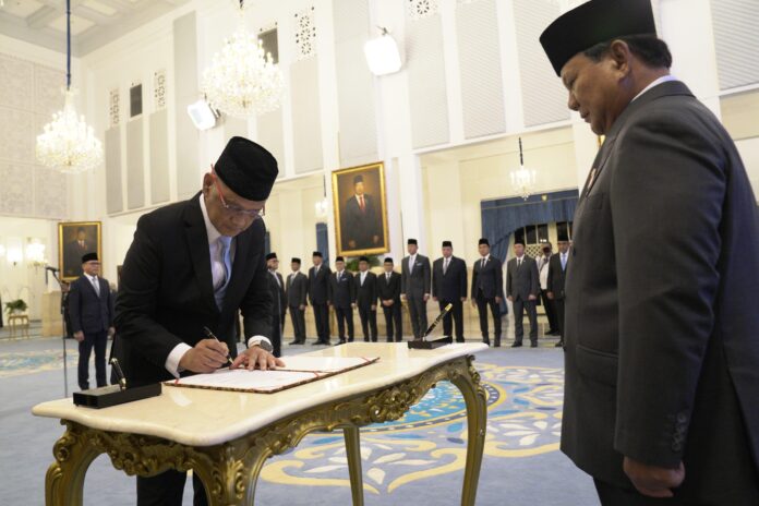 Presiden Reshuffle menteri