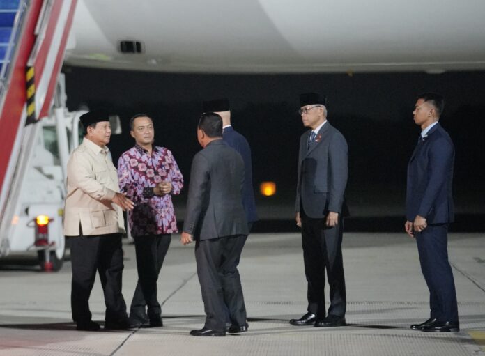 Presiden Tiba di Tanah air