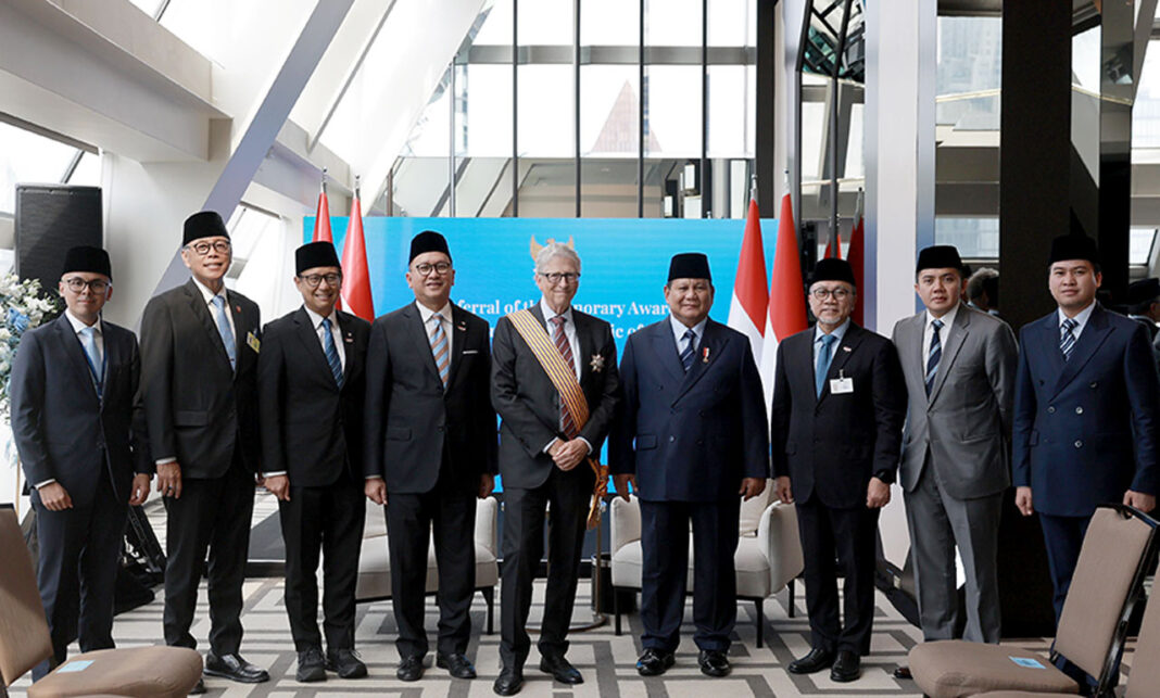 Presiden Prabowo Subianto mengadakan pertemuan dengan tokoh Filantropi dunia Bill Gates, di New York, Amerika Serikat, Selasa (23/9).