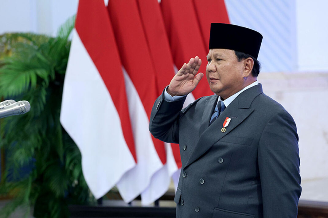 Presiden Prabowo Subianto melantik Menteri dan Wakil Menteri (Wamen) baru Kabinet Merah Putih (KMP), di Istana Negara, Jakarta, Senin (8/9).
