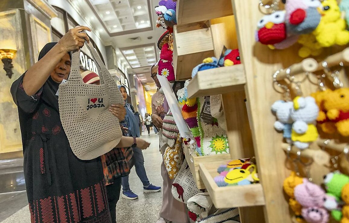 Festival Jogja Ekraf Week 2025, di Atrium Rama, Sleman City Hall, Sleman, Yogyakarta, Jumat (24/10).