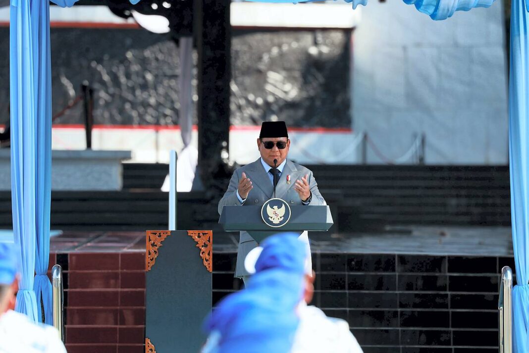 Presiden Prabowo Subianto memimpin upacara Hari Peringatan Kesaktian Pancasila, di Monumen Pancasila Sakti, Lubang Buaya, Jakarta Timur, Rabu (1/10).