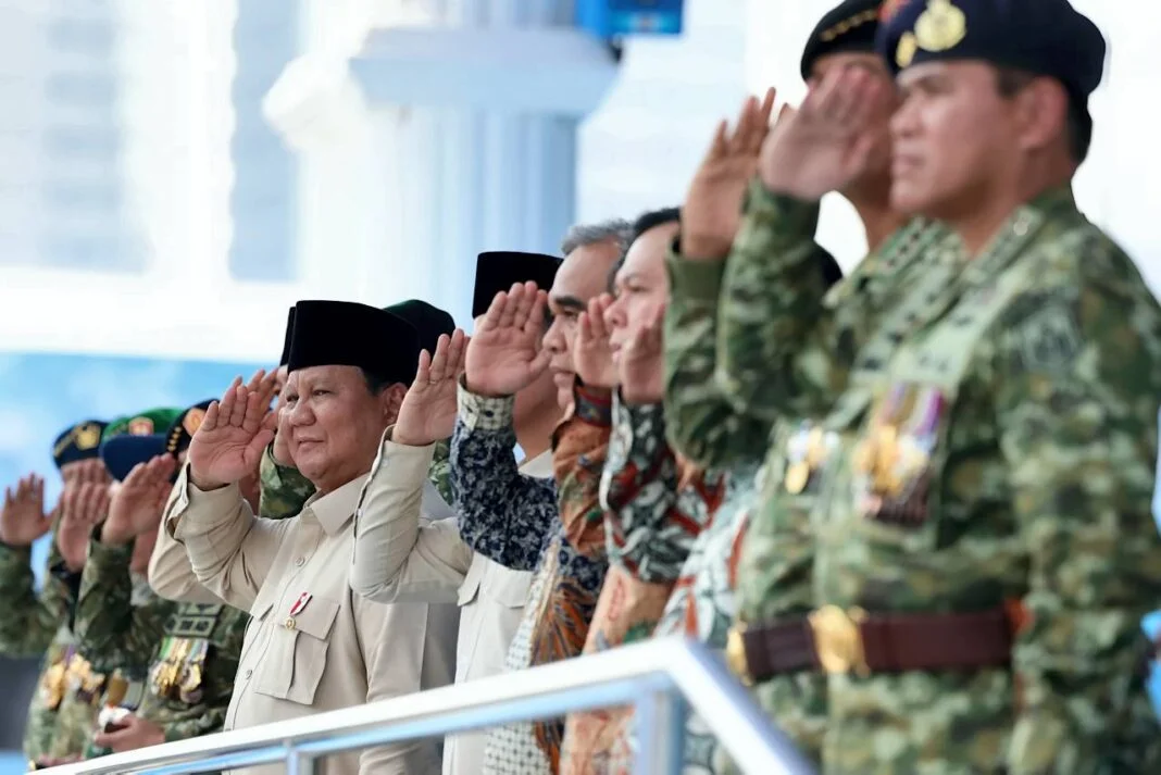 Presiden Prabowo Subianto menghadiri Upacara HUT ke-80 TNI, di Silang Monas, Jakarta, Minggu (5/10).