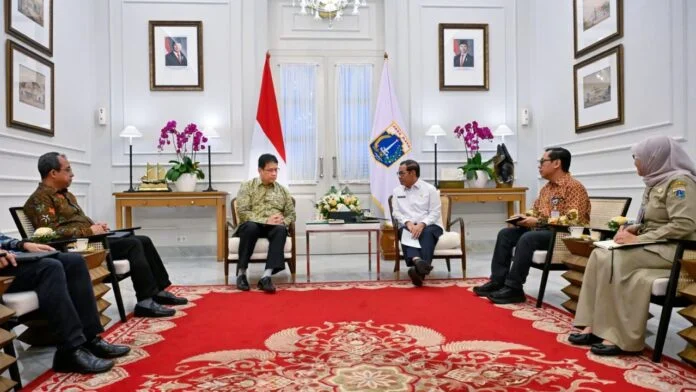 Menkeu Purbaya dan Pramono Anung