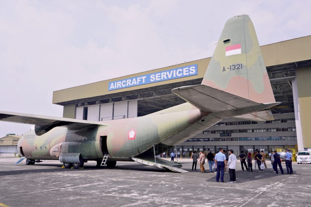 PT Dirgantara Indonesia (PTDI) secara resmi memulai program modernisasi sembilan unit pesawat angkut berat C-130 Hercules milik TNI Angkatan Udara (TNI AU) setelah kedatangan unit pertama, di fasilitas Aircraft Services (ACS) PTDI, Bandung, Rabu (26/11).