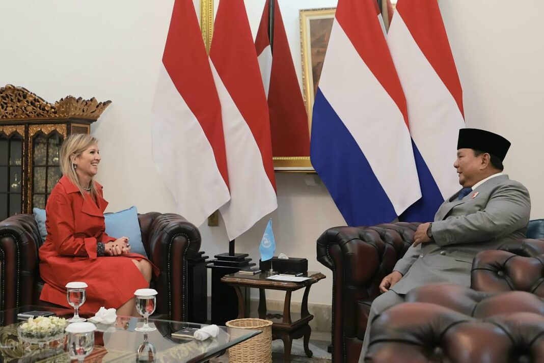 Presiden Prabowo Subianto menerima kunjungan menerima kunjungan Ratu Belanda Maxima Zorreguieta Cerruti, juga sebagai sebagai Advokat Khusus Sekretaris Jenderal Perserikatan Bangsa Bangsa (PBB) untuk Kesehatan Keuangan (UNSGSA), di Istana Merdeka, Jakarta, Kamis (27/11).