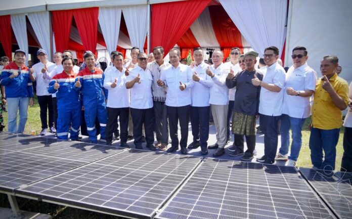 Menkop-Pertamina Luncurkan PLTS