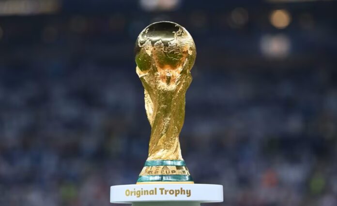 Trophy Piala Dunia okokok