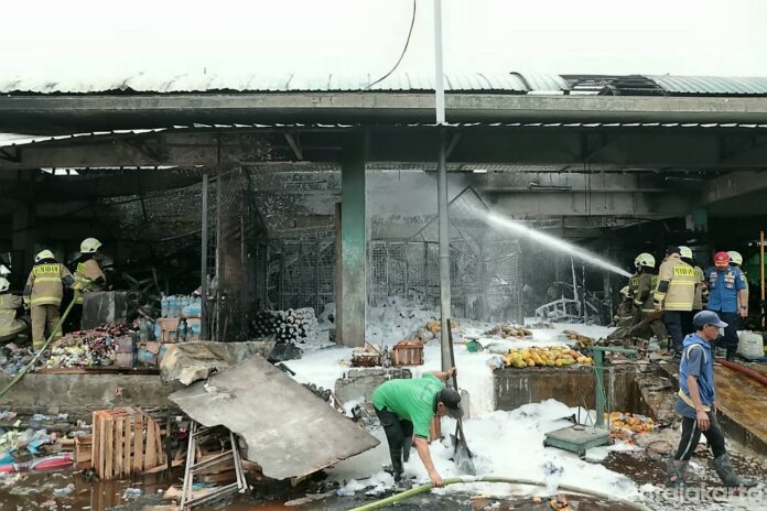 Kebakaran Pasar Keramat Jati