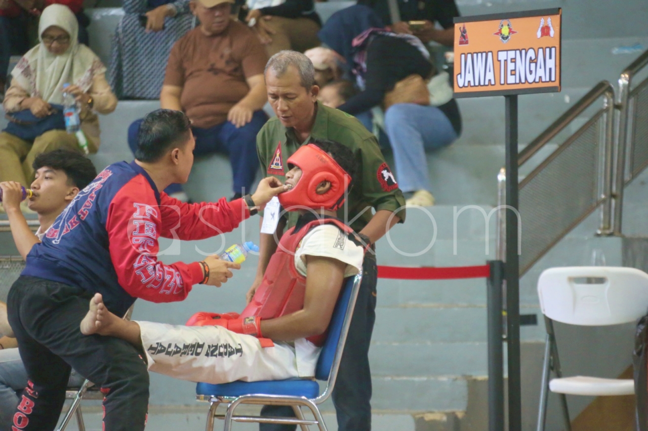 Kejuaraan Nasional (Kejurnas) Pelajar Tarung Derajat Kemenpora Tahun 2025, di GOR Pajajaran, Kota Bandung, Jawa Barat, Sabtu (6/12).