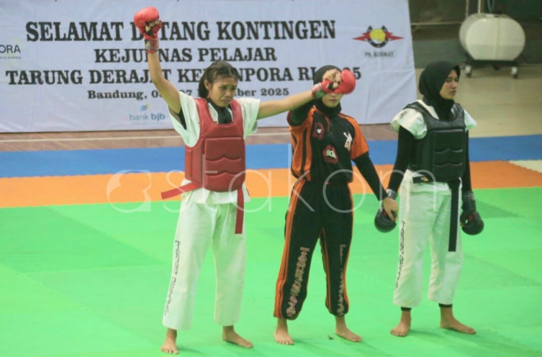 Kejuaraan Nasional (Kejurnas) Pelajar Tarung Derajat Kemenpora Tahun 2025, di GOR Pajajaran, Kota Bandung, Jawa Barat, Sabtu (6/12).