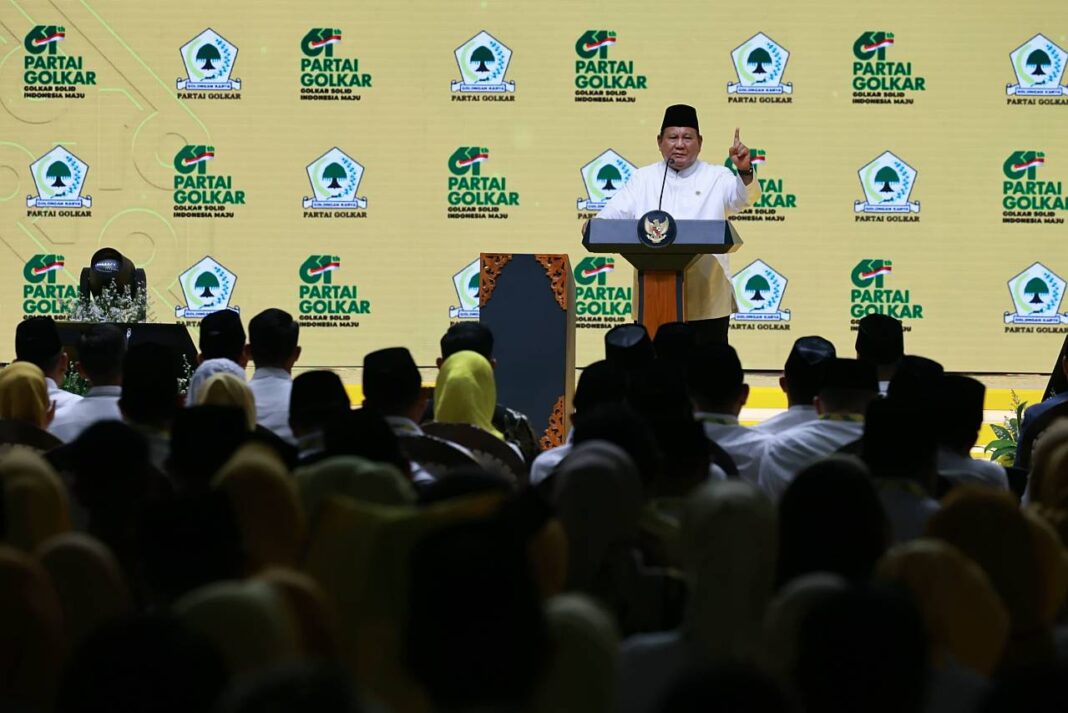 Presiden Prabowo Hadiri Puncak HUT ke-61 Partai Golkar Presiden Prabowo Subianto menghadiri acara doa untuk bangsa pada puncak peringatan Hari Ulang Tahun (HUT) ke-61 Partai Golkar bertema