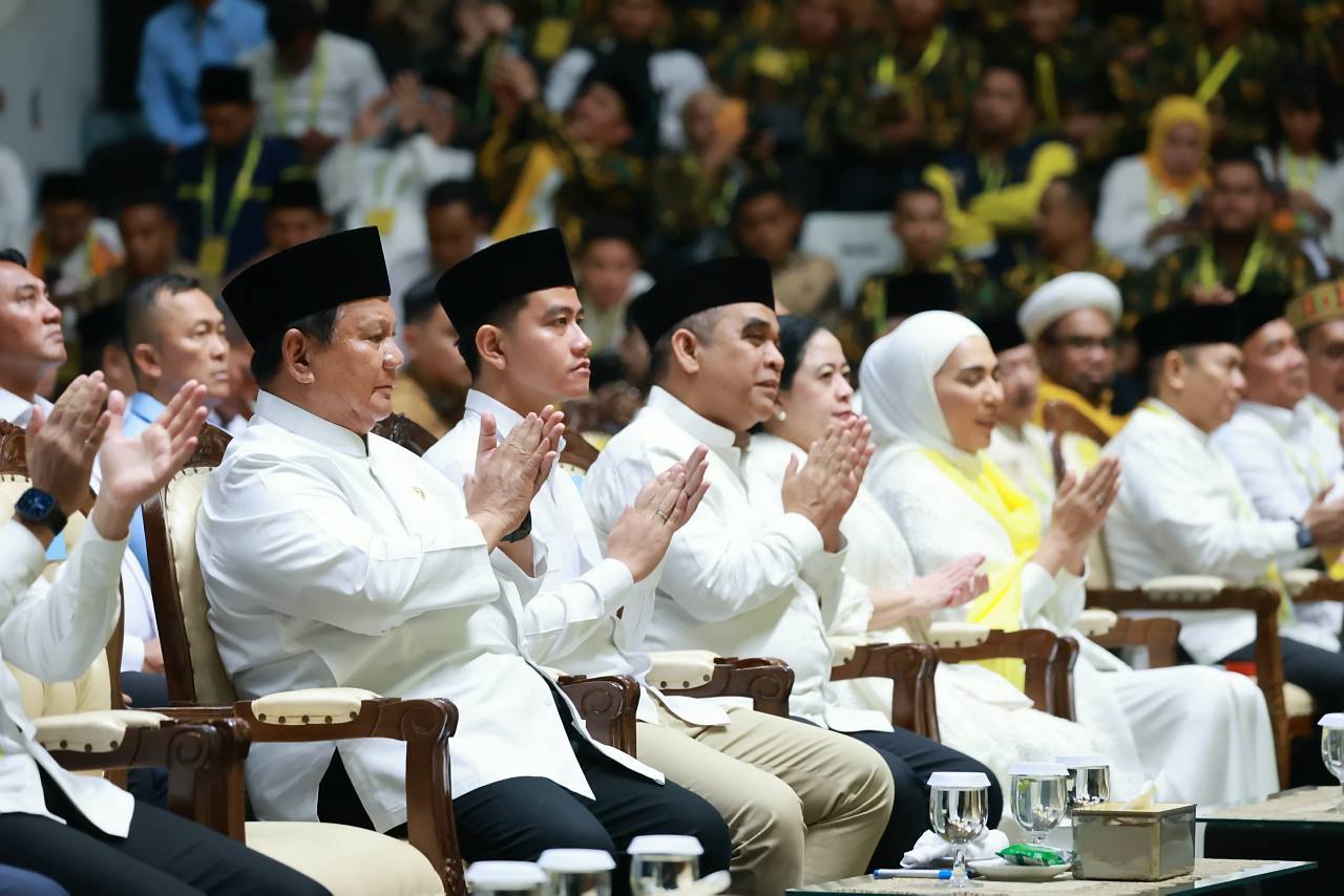 Presiden Prabowo Hadiri Puncak HUT ke-61 Partai Golkar Presiden Prabowo Subianto menghadiri puncak peringatan Hari Ulang Tahun (HUT) ke-61 Partai Golkar, di Istora Senayan, Jakarta, Jumat (5/12).