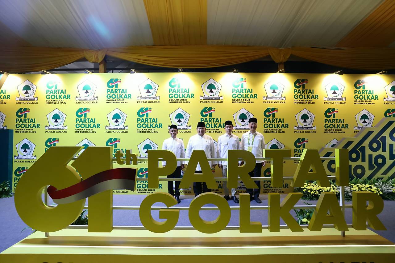 Presiden Prabowo Hadiri Puncak HUT ke-61 Partai Golkar Presiden Prabowo Subianto menghadiri puncak peringatan Hari Ulang Tahun (HUT) ke-61 Partai Golkar, di Istora Senayan, Jakarta, Jumat (5/12).